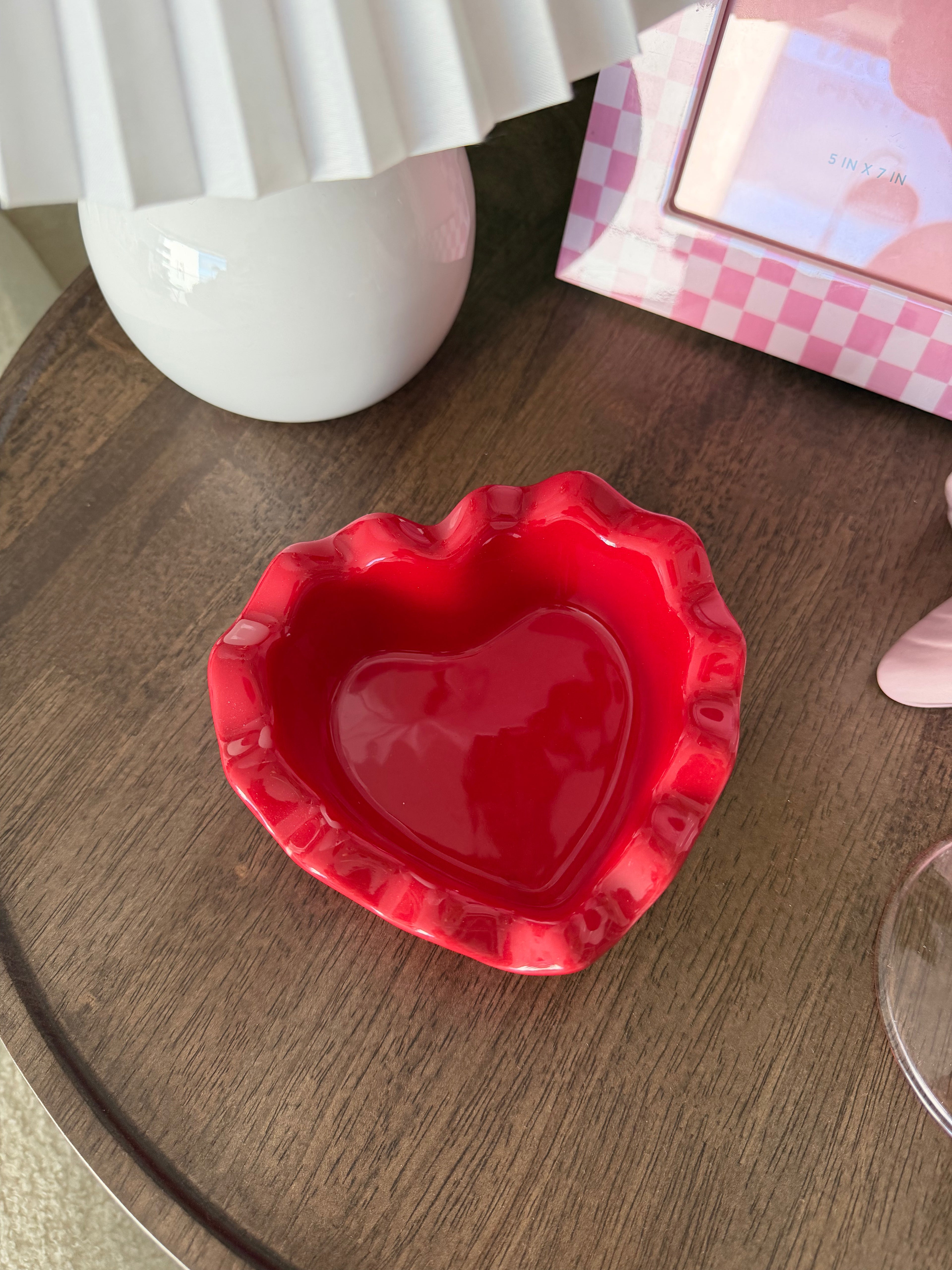 RED HEART TRAY