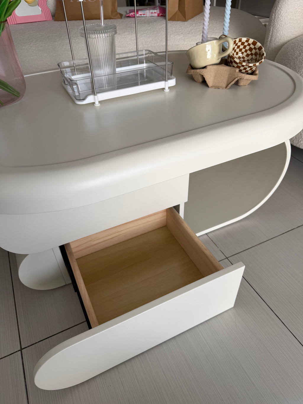 MESA DE CENTRO BLANCA