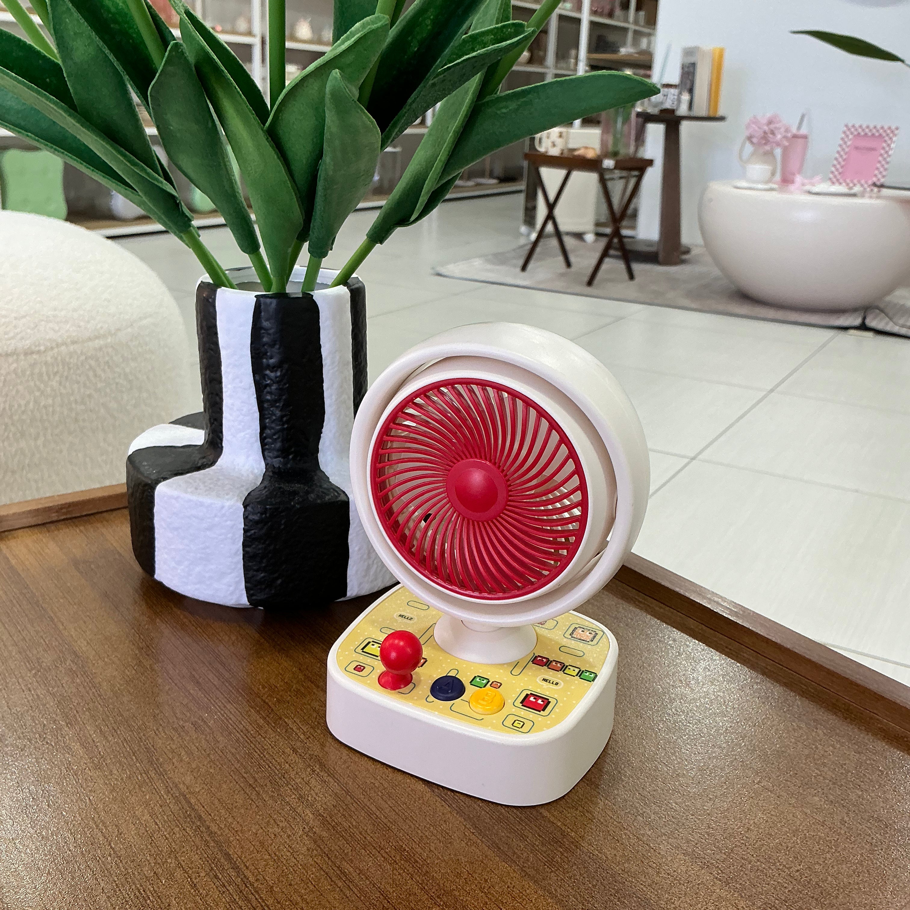 MINI HANDHELD FAN VIDEO JUEGO