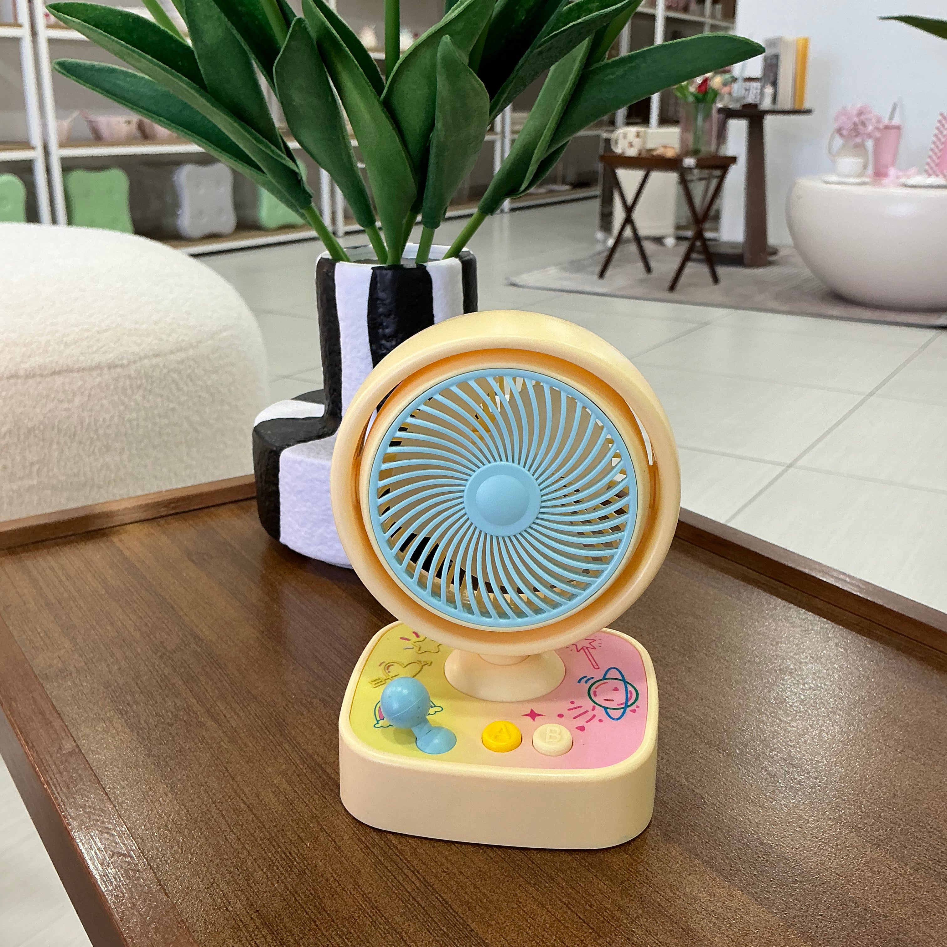 MINI HANDHELD FAN VIDEO JUEGO