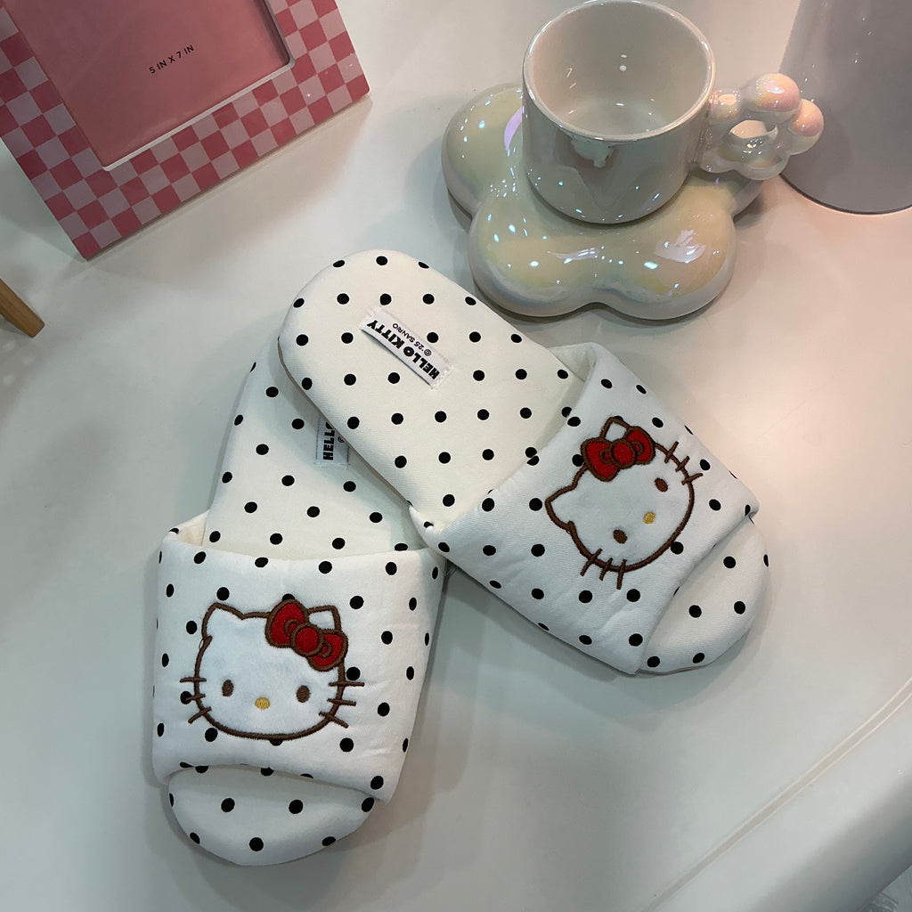 SLIPPERS HELLO KITTY